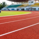 Berapa lama umur renovasi jogging track pada track stadion mini?